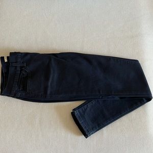 Levi’s 710 jeans